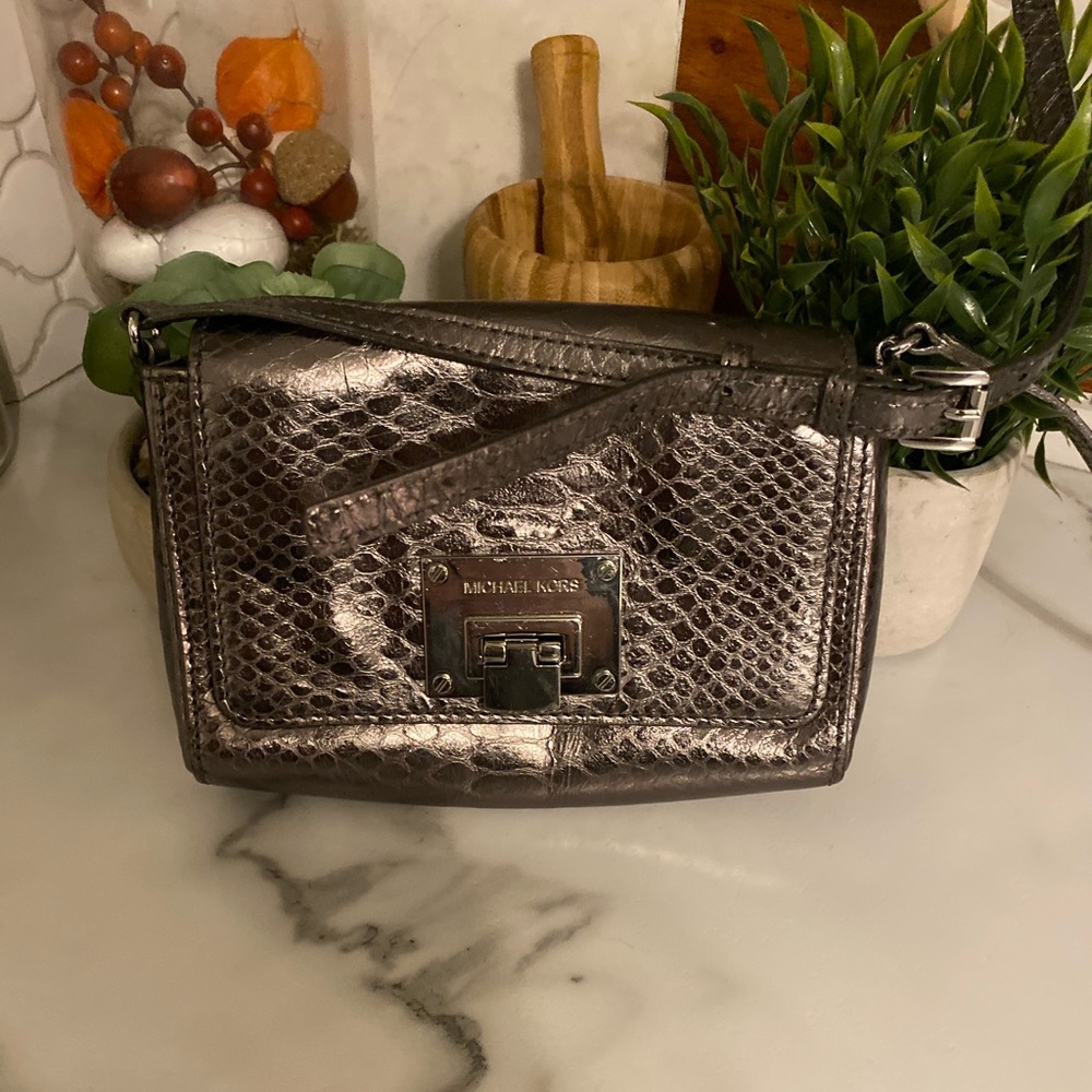 Snakeskin Michael Kors crossbody